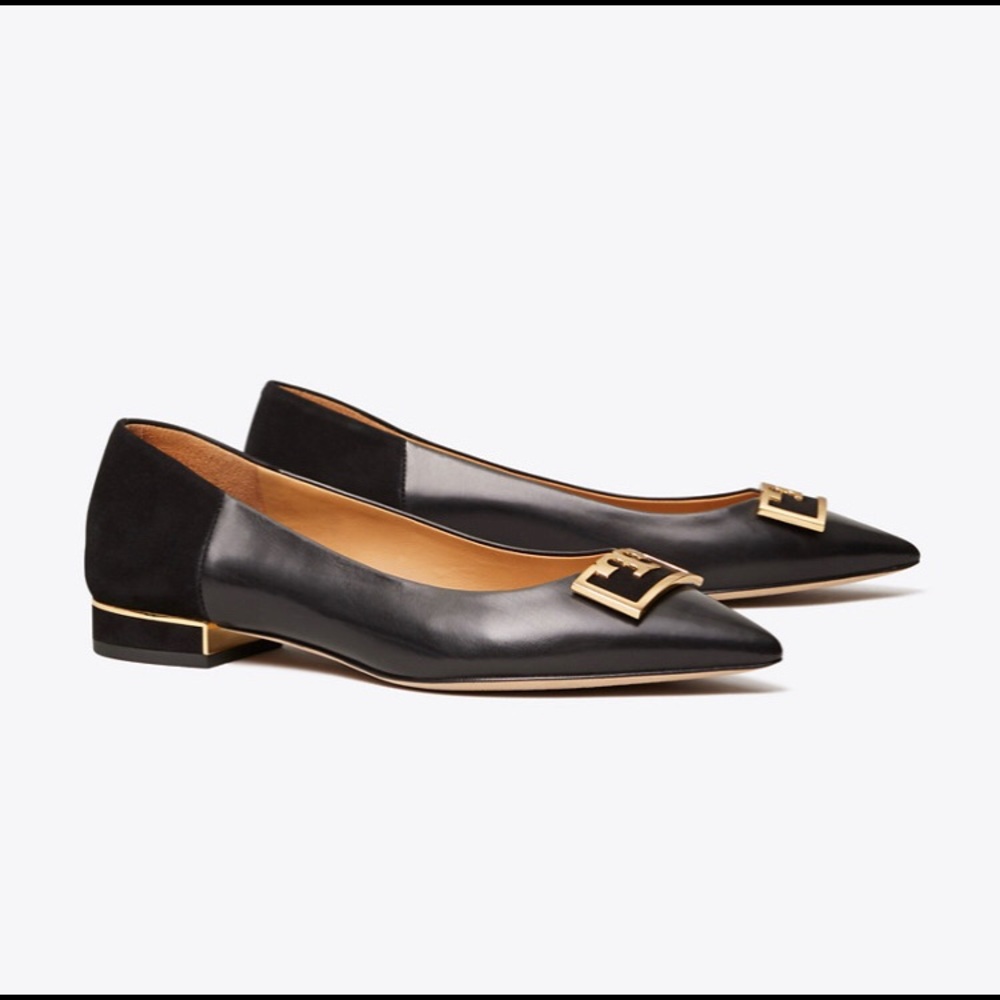 New Tory Burch Black Pointy Toe Flat Size 7